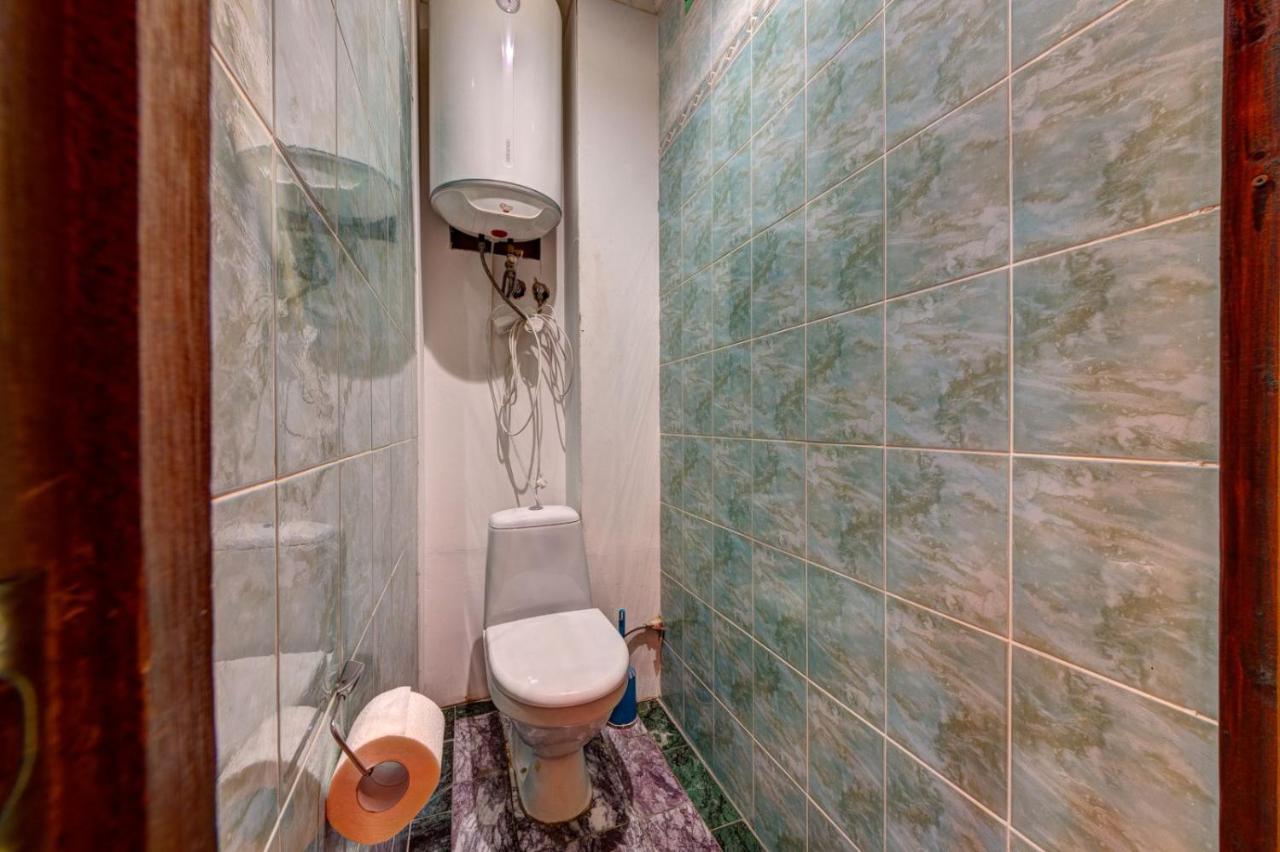 Three-Room Apartment Near Ocean Plaza Kijev Kültér fotó